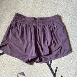 Lululemon tracker short size 10